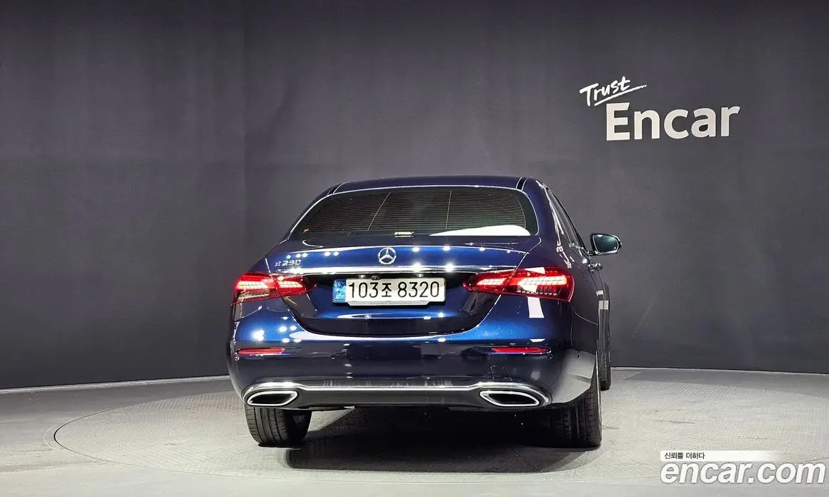 Mercedes-Benz E-Class 2021 2.0 автомат (гидро), фото 4