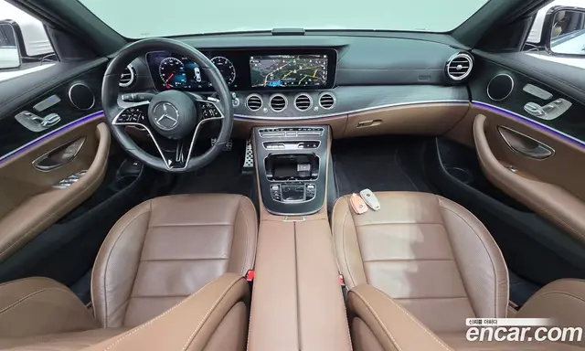 Mercedes-Benz E-Class 2023 2.0 автомат (гидро), миниатюра 10