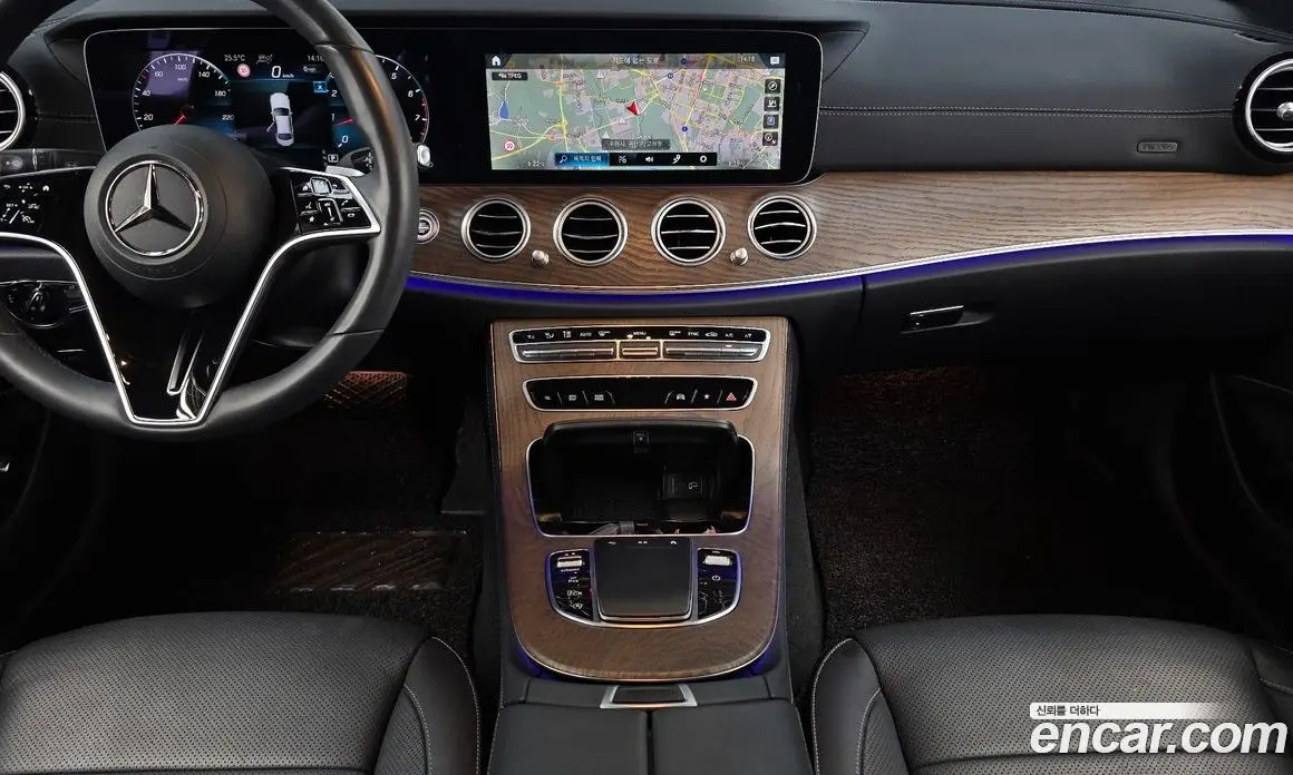 Mercedes-Benz E-Class 2023 2.0 автомат (гидро), фото 14