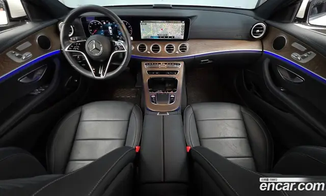 Mercedes-Benz E-Class 2023 2.0 автомат (гидро), миниатюра 7