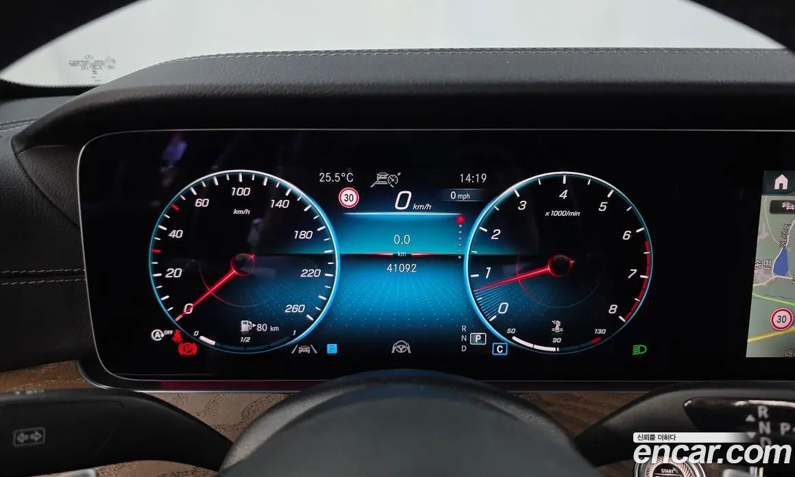 Mercedes-Benz E-Class 2023 2.0 автомат (гидро), фото 8