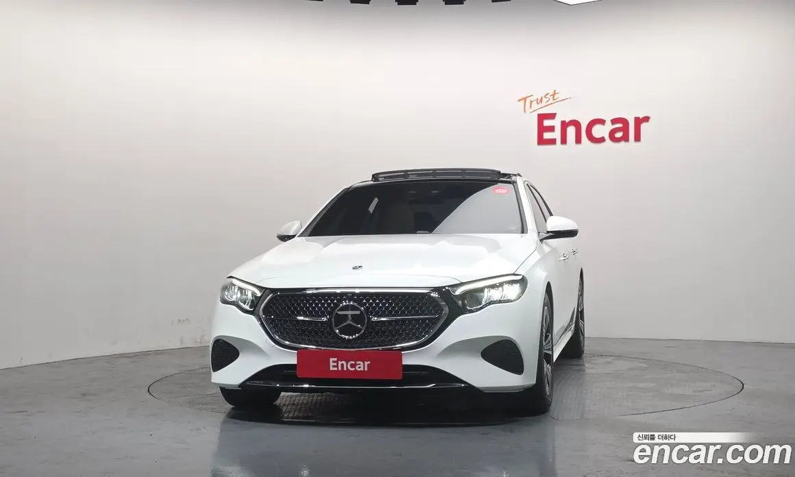Mercedes-Benz E-Class 2025 2.0 автомат (гидро), фото 3