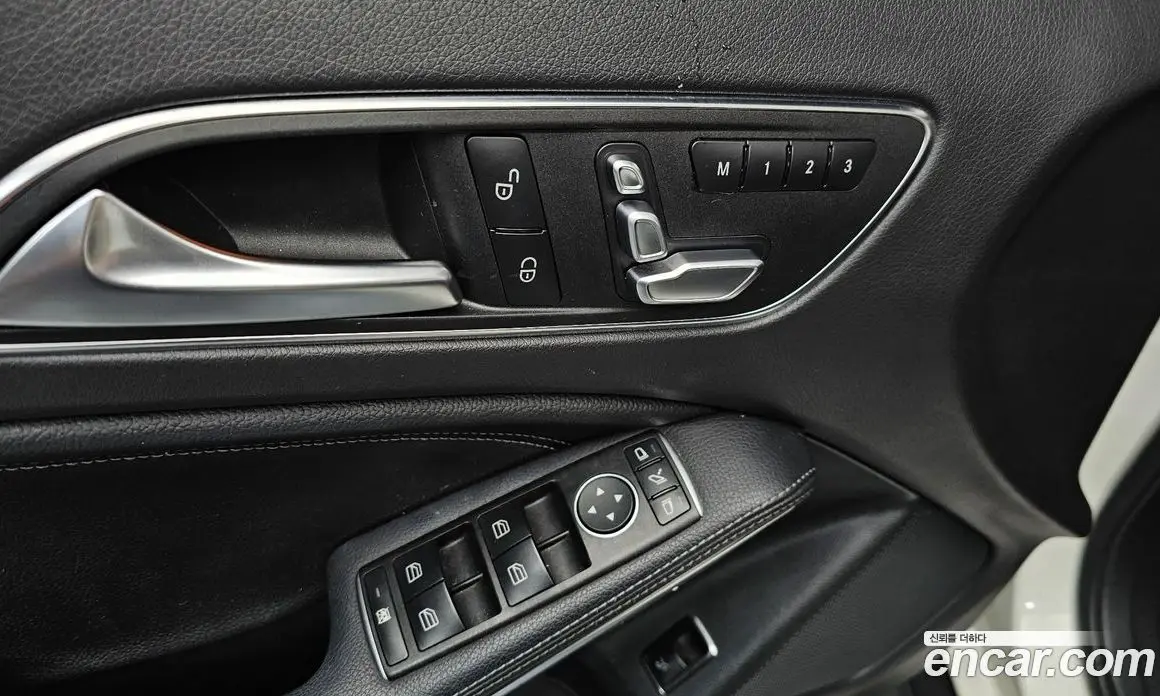 Mercedes-Benz GLA-Class 2018 2.0 автомат (гидро), фото 28