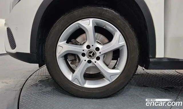 Mercedes-Benz GLA-Class 2018 2.0 автомат (гидро), миниатюра 5