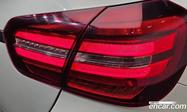 Mercedes-Benz GLA-Class 2018 2.0 автомат (гидро), миниатюра 9