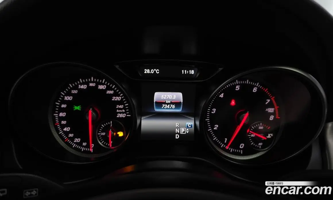 Mercedes-Benz GLA-Class 2018 2.0 автомат (гидро), фото 11