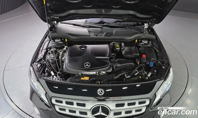 Mercedes-Benz GLA-Class 2018 2.0 автомат (гидро), миниатюра 6