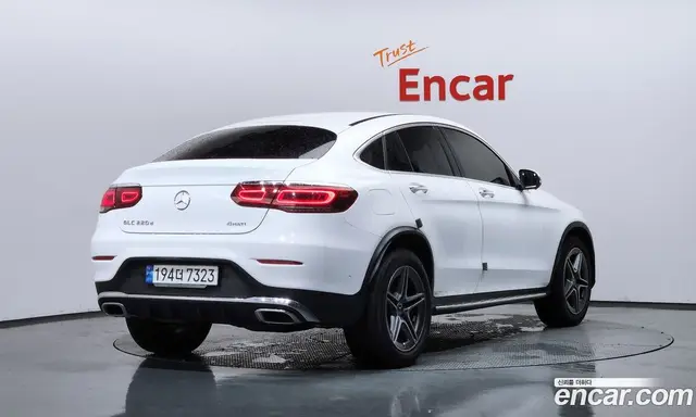Mercedes-Benz GLC-Class 2023 1.9 автомат (гидро), миниатюра 2