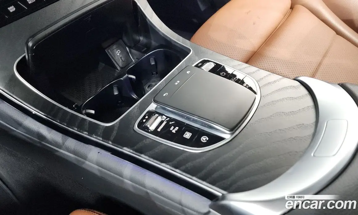 Mercedes-Benz GLC-Class 2023 1.9 автомат (гидро), фото 28