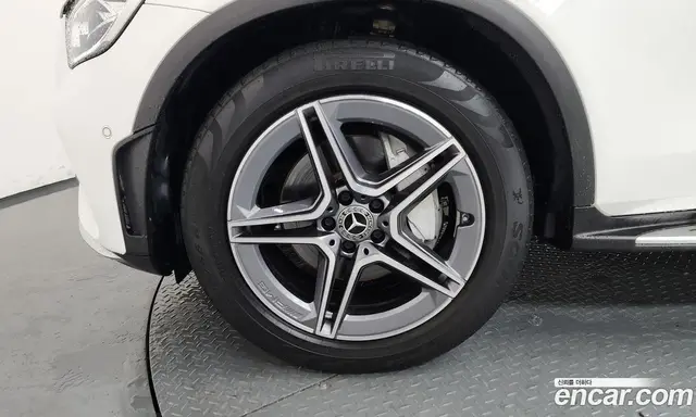 Mercedes-Benz GLC-Class 2023 1.9 автомат (гидро), миниатюра 5