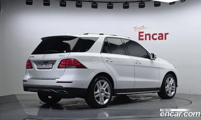 Mercedes-Benz GLE-Class 2018 3.0 автомат (гидро), миниатюра 2