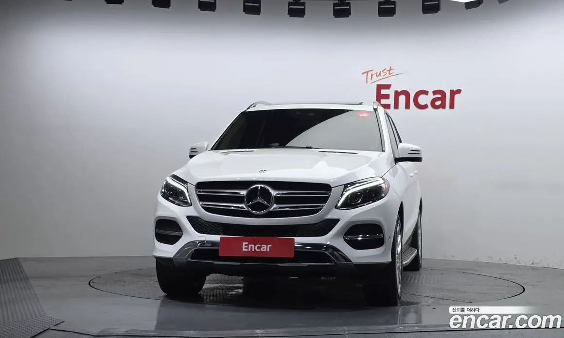 Mercedes-Benz GLE-Class 2018 3.0 автомат (гидро), фото 3