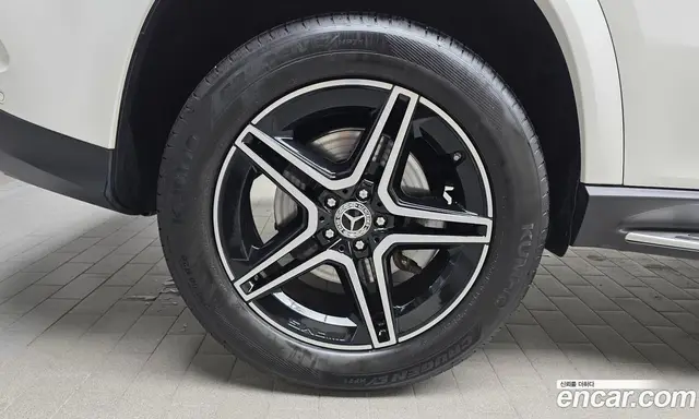 Mercedes-Benz GLE-Class 2021 2.9 автомат (гидро), миниатюра 5