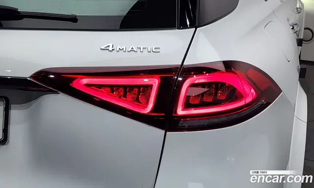 Mercedes-Benz GLE-Class 2022 3.0 автомат (гидро), миниатюра 9