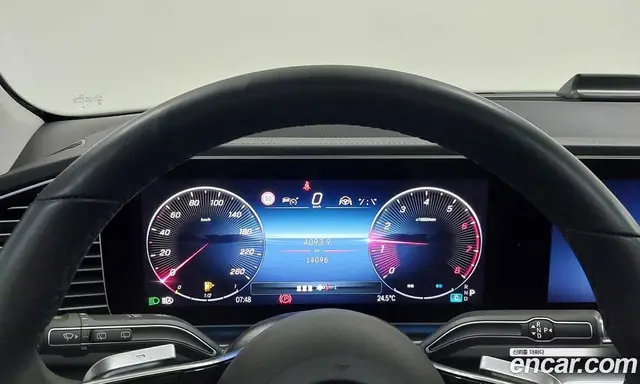 Mercedes-Benz GLE-Class 2025 3.0 автомат (гидро), миниатюра 8