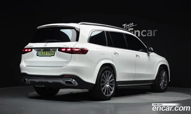 Mercedes-Benz GLS-Class 2024 3.0 автомат (гидро), миниатюра 2