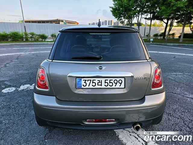 Mini Cooper 2012 2.0 автомат (гидро), миниатюра 3