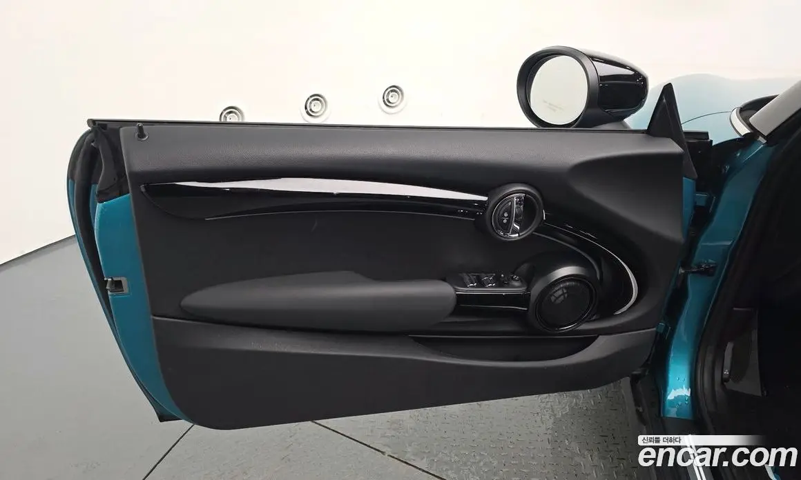 Mini Cooper Convertible 2023 2.0 автомат (гидро), фото 14