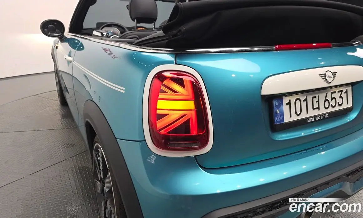 Mini Cooper Convertible 2023 2.0 автомат (гидро), фото 9