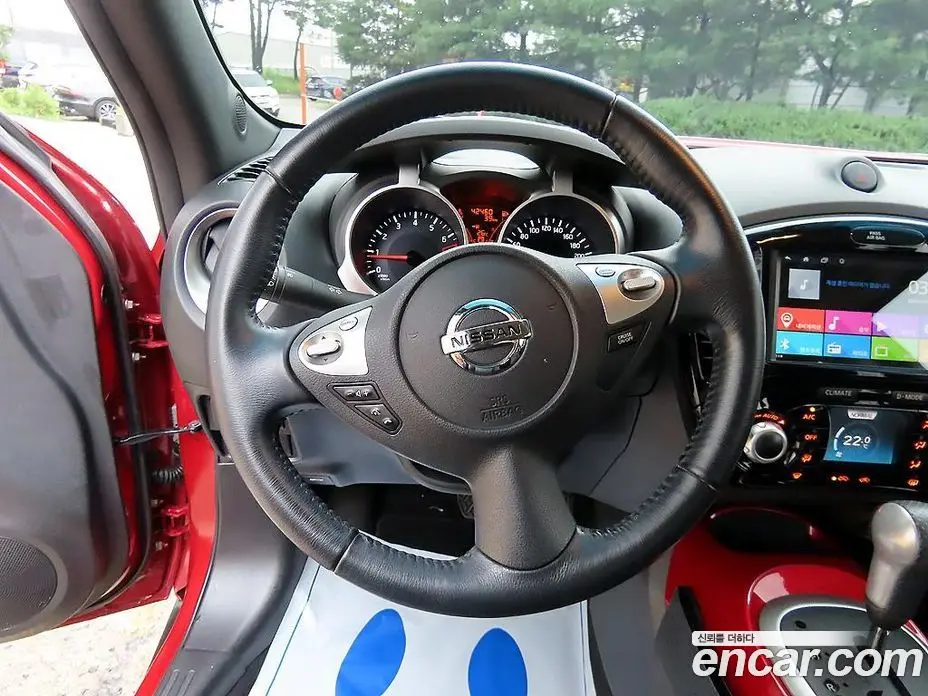 Nissan Juke 2017 1.6 автомат (гидро), фото 8