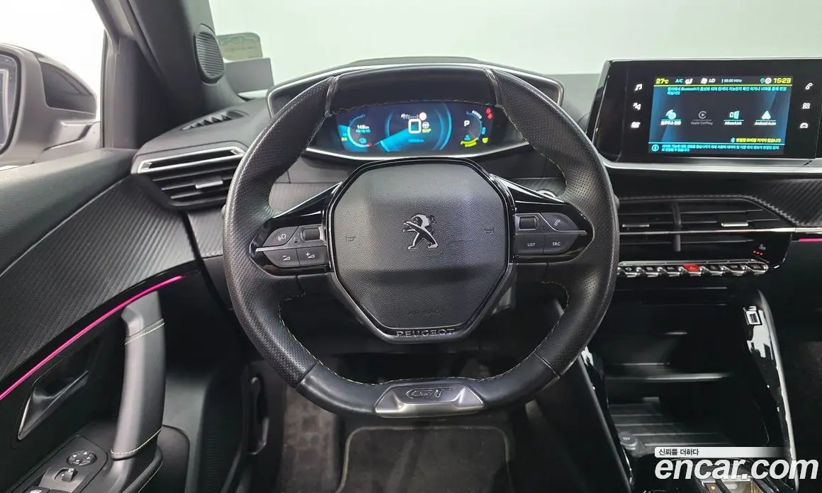 Peugeot 2008 2023 0.1 автомат (гидро), фото 14