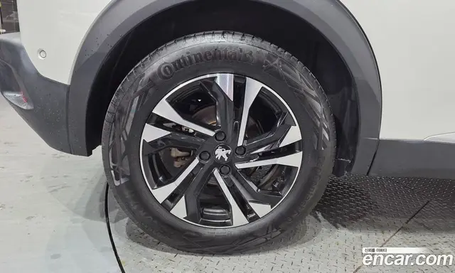 Peugeot 2008 2023 0.1 автомат (гидро), миниатюра 5