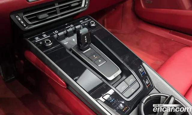 Porsche 911 2021 3.0 автомат (гидро), миниатюра 9