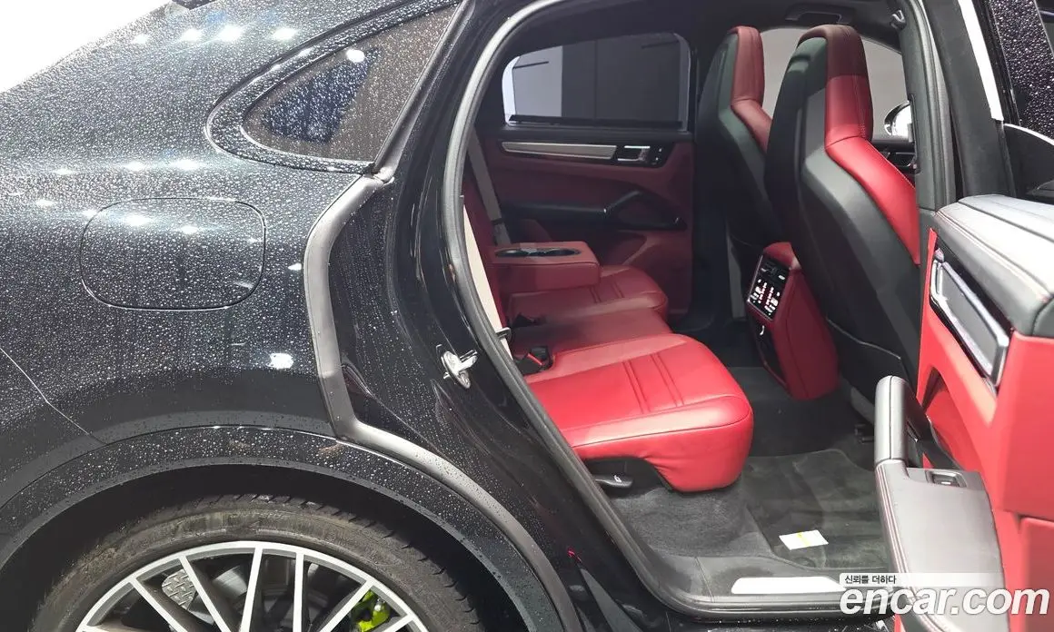 Porsche Cayenne 2023 3.0 автомат (гидро), фото 12