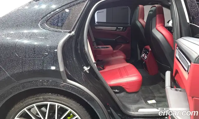 Porsche Cayenne 2023 3.0 автомат (гидро), миниатюра 12
