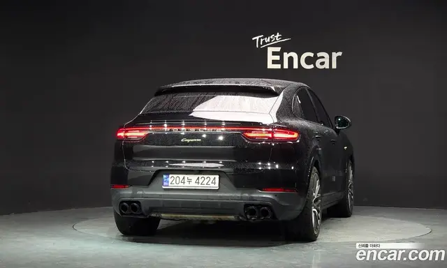 Porsche Cayenne 2023 3.0 автомат (гидро), миниатюра 4