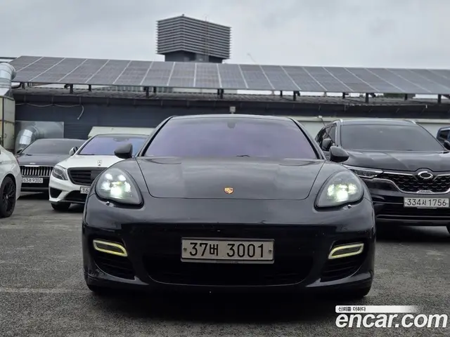 Porsche Panamera 2009 4.8 автомат (гидро), миниатюра 2