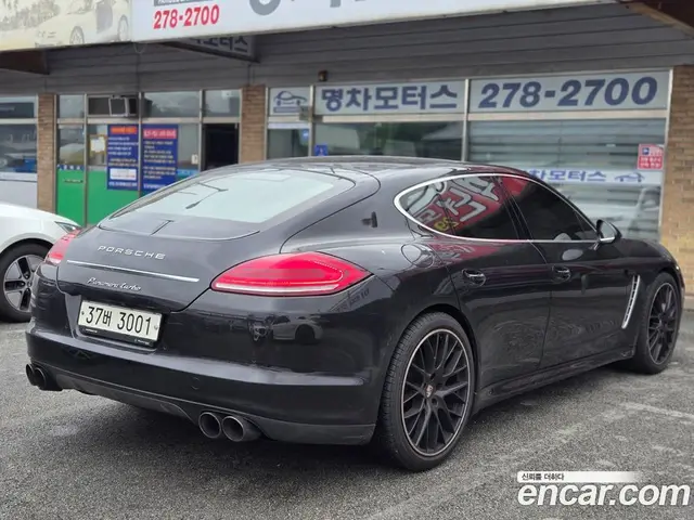 Porsche Panamera 2009 4.8 автомат (гидро), миниатюра 4
