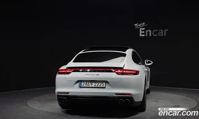 Porsche Panamera 2017 2.9 автомат (гидро), миниатюра 4 Porsche Panamera 2017 2.9 автомат (гидро), миниатюра 4
