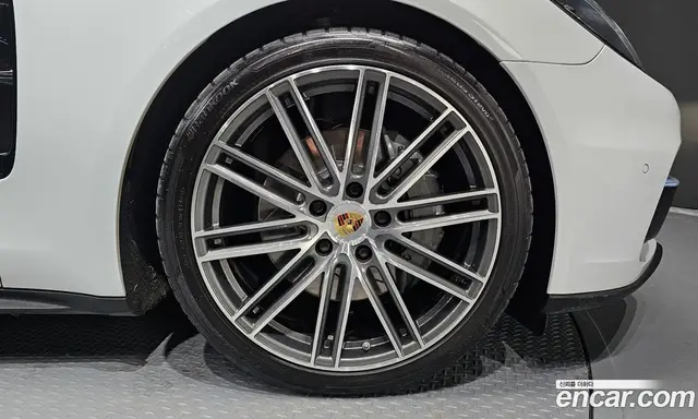 Porsche Panamera 2017 2.9 автомат (гидро), миниатюра 5 Porsche Panamera 2017 2.9 автомат (гидро), миниатюра 5