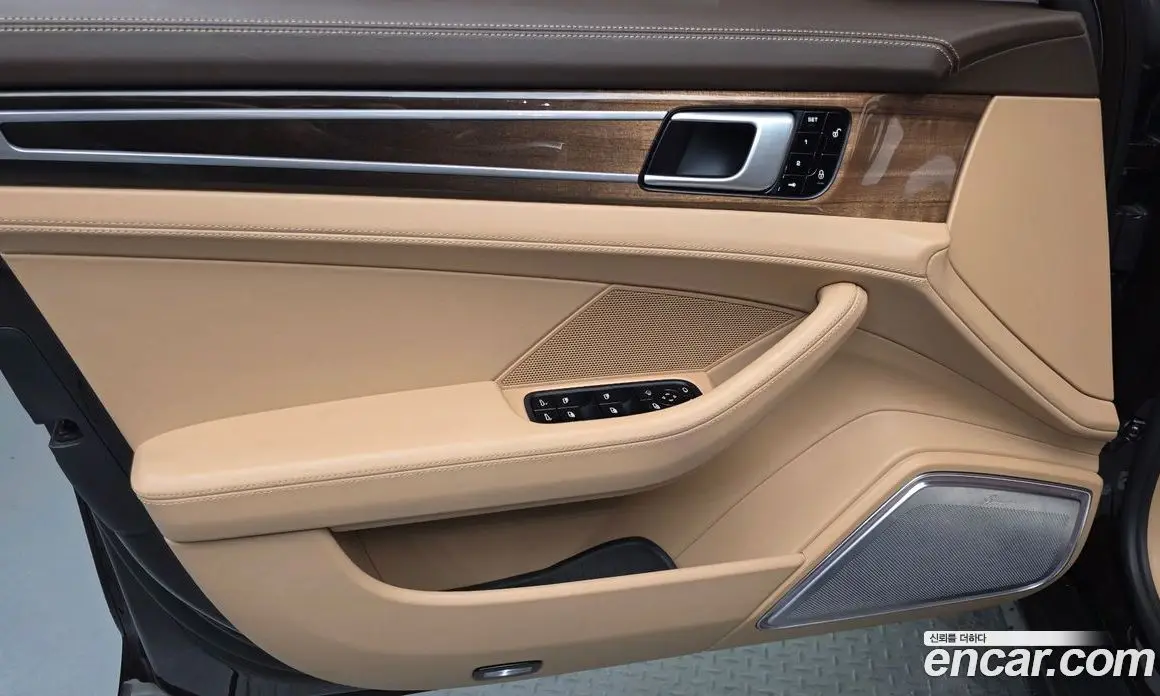 Porsche Panamera 2018 2.9 автомат (гидро), фото 14