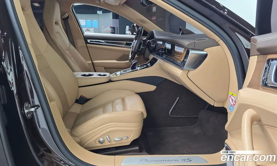 Porsche Panamera 2018 2.9 автомат (гидро), фото 17