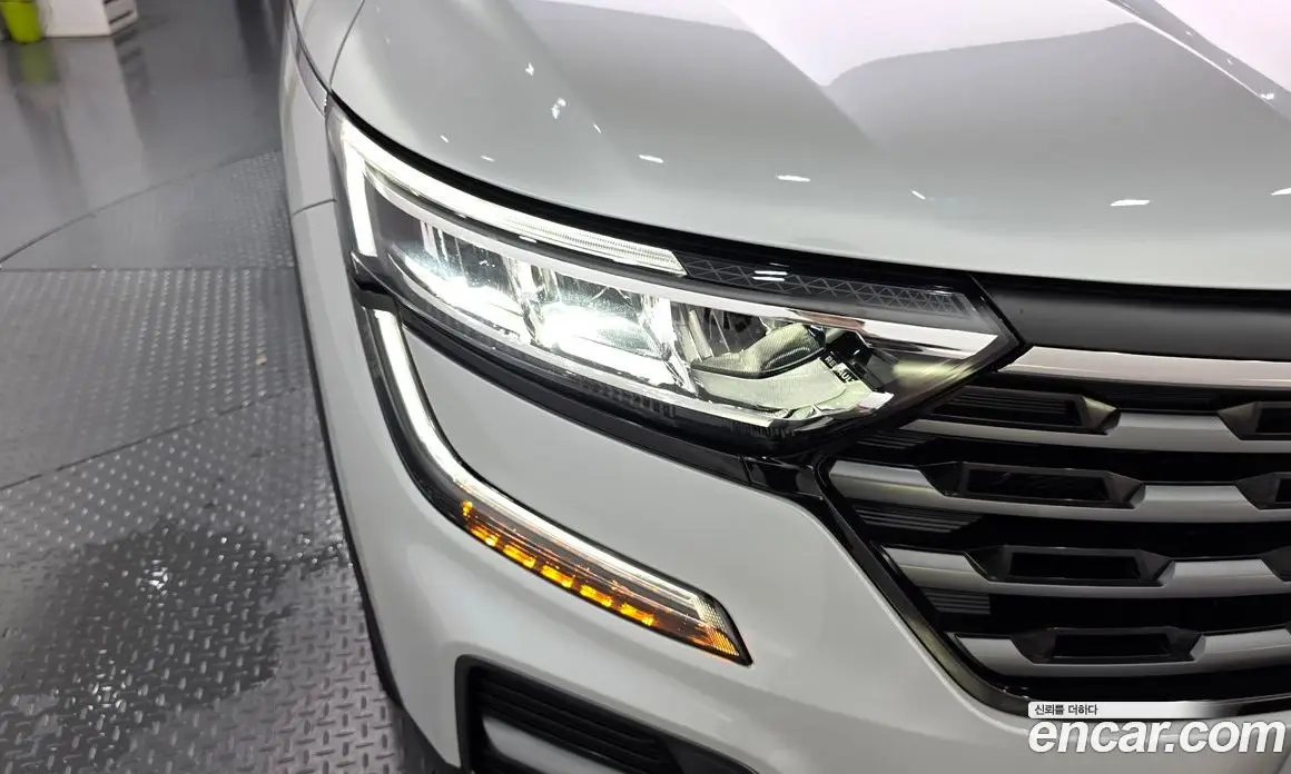 Renault (Samsung) QM6 2023 2.0 автомат (гидро), фото 8
