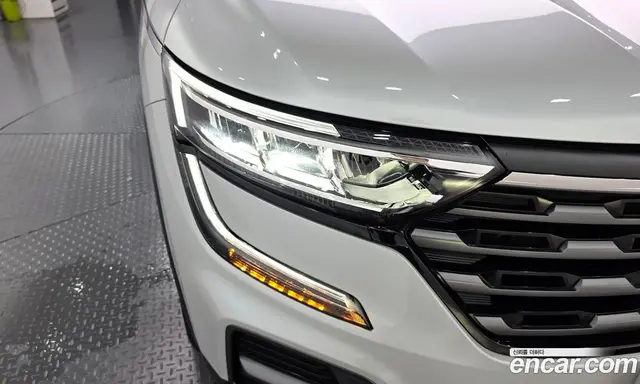 Renault (Samsung) QM6 2023 2.0 автомат (гидро), миниатюра 8
