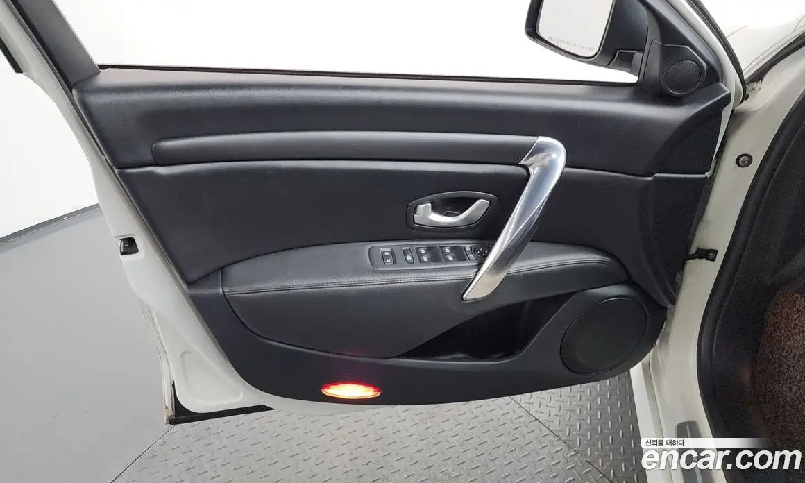 Renault (Samsung) SM7 2015 2.0 автомат (гидро), фото 14