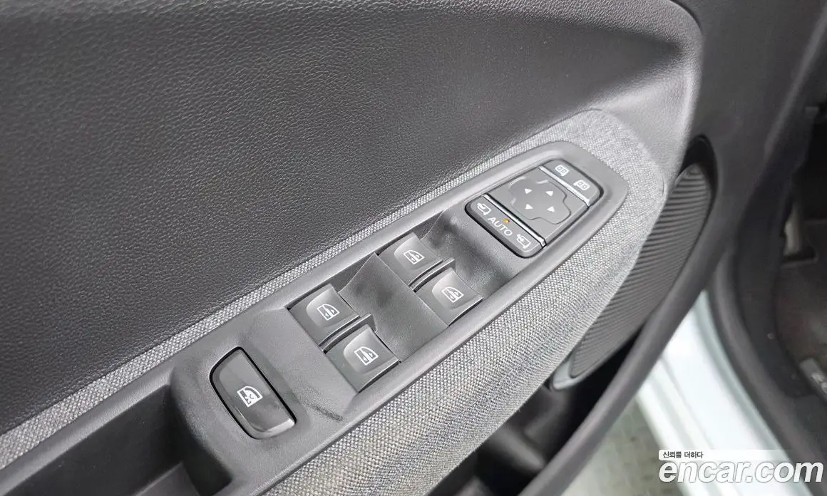 Renault (Samsung) Zoe 2021 0.2 автомат (гидро), фото 18