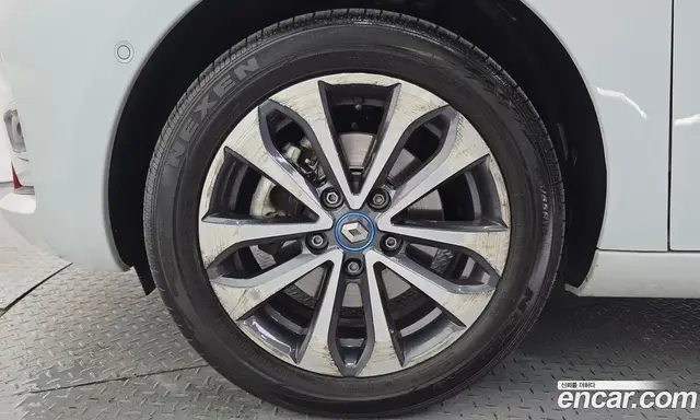 Renault (Samsung) Zoe 2021 0.2 автомат (гидро), миниатюра 5
