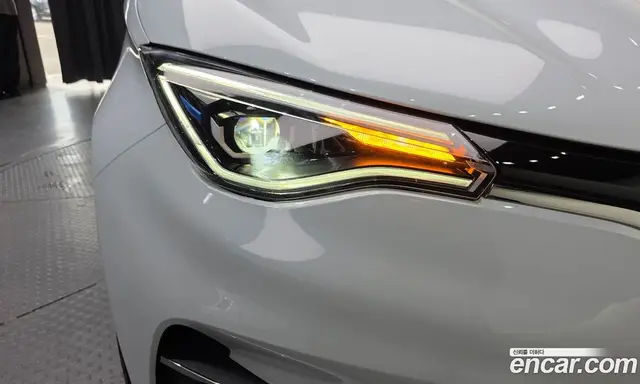 Renault (Samsung) Zoe 2021 0.2 автомат (гидро), миниатюра 8