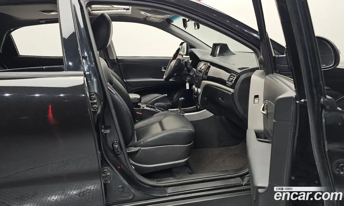 SsangYong Korando 2012 2.0 автомат (гидро), фото 16