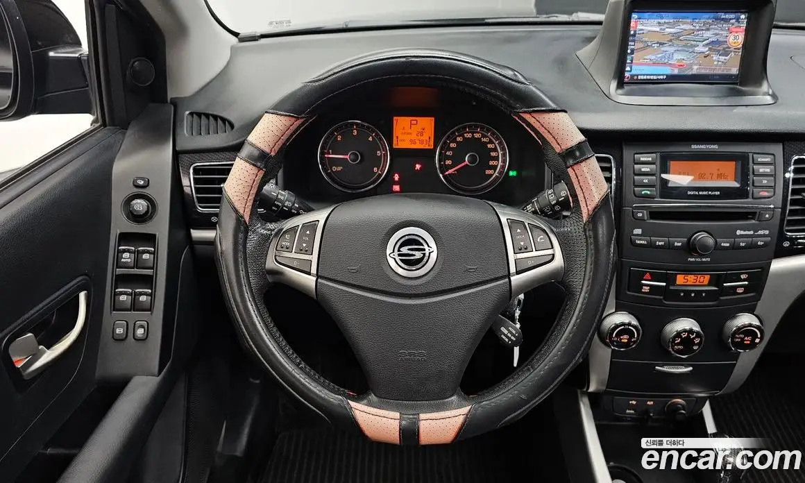 SsangYong Korando 2012 2.0 автомат (гидро), фото 19