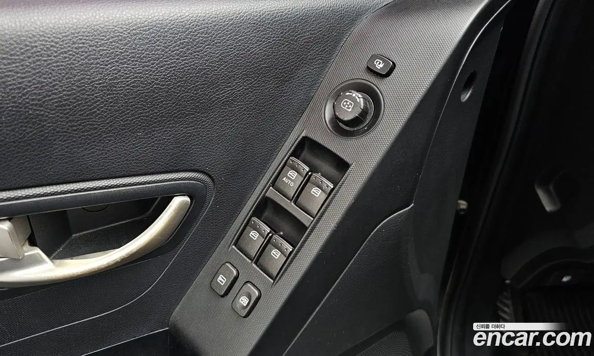 SsangYong Korando 2012 2.0 автомат (гидро), фото 28