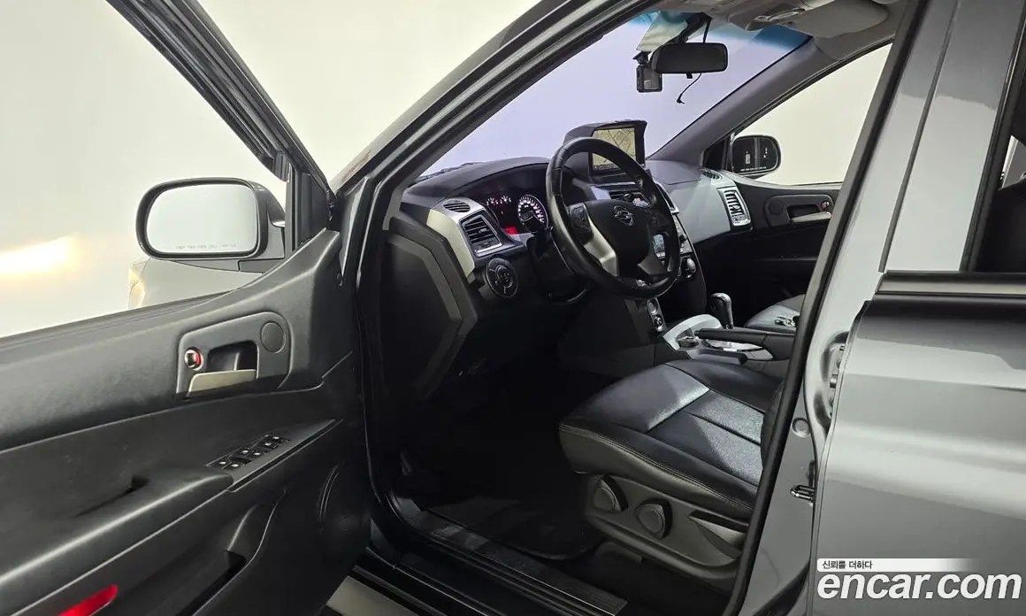 SsangYong Korando 2016 2.2 автомат (гидро), фото 13