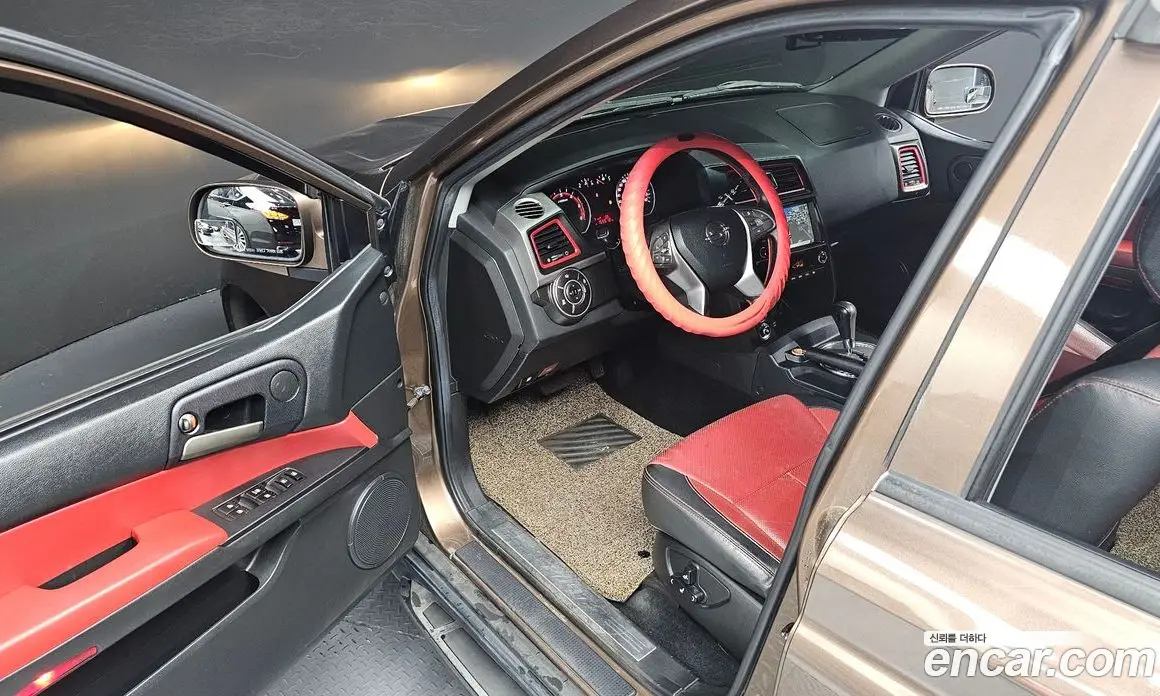 SsangYong Korando 2016 2.2 автомат (гидро), фото 13