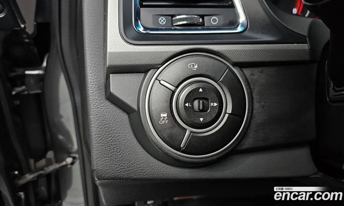 SsangYong Korando 2017 2.2 автомат (гидро), фото 18
