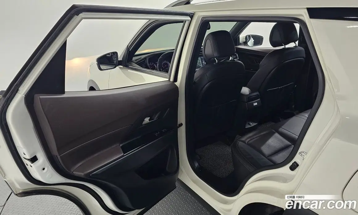 SsangYong Korando 2021 1.5 автомат (гидро), фото 28
