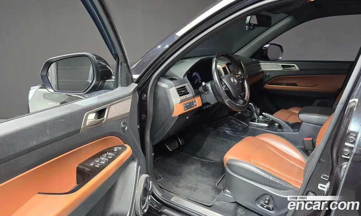 SsangYong Rexton 2018 2.2 автомат (гидро), фото 13